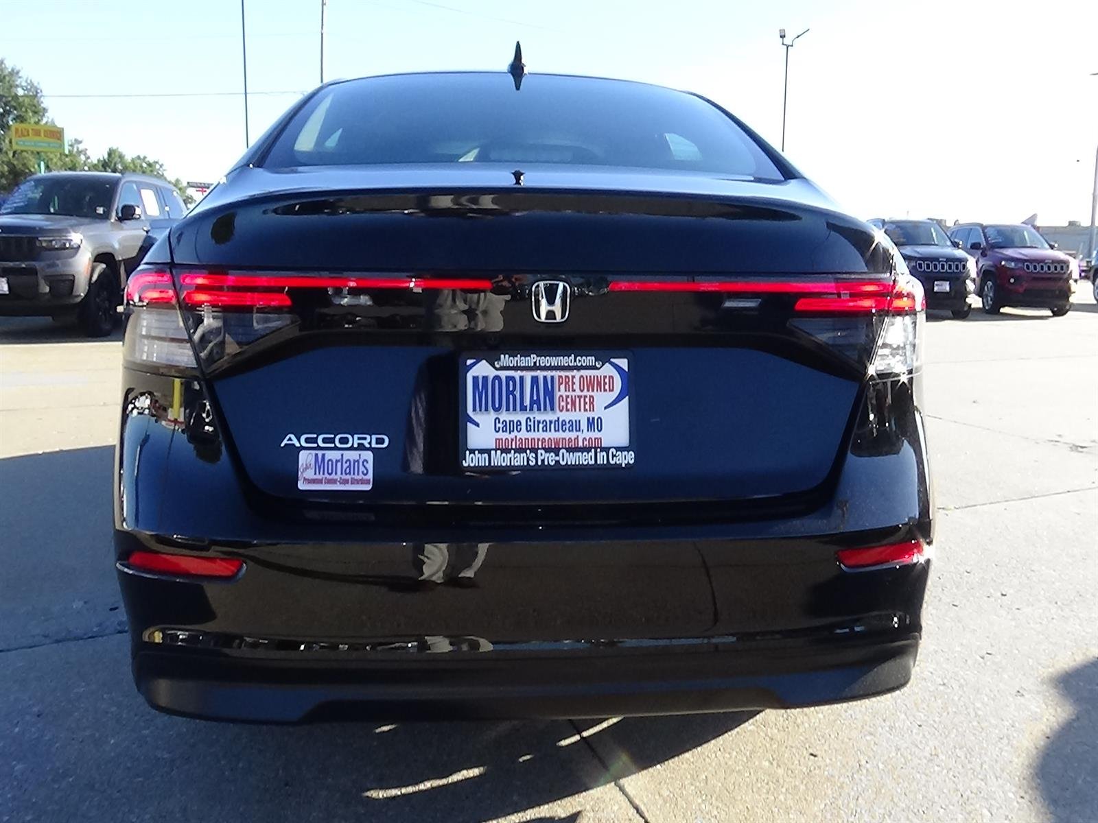Used 2025 Crystal Black Pearl (bk) Honda LX image 7