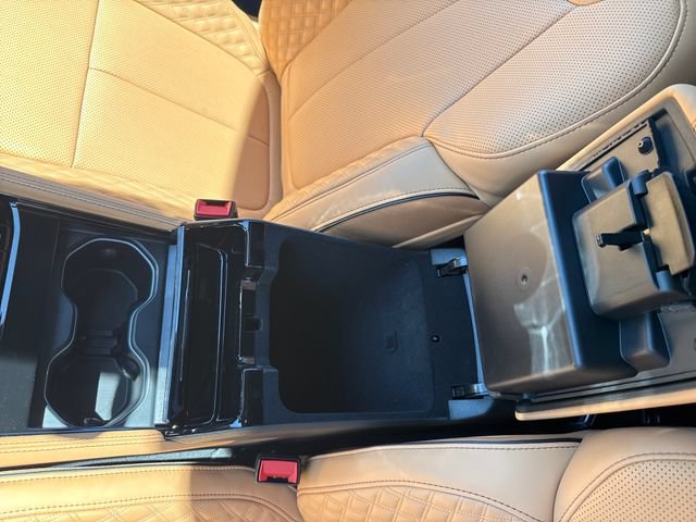 New 2026 Diamond Black Crystal Pearl-Coat Exterior Paint Jeep Summit image 23