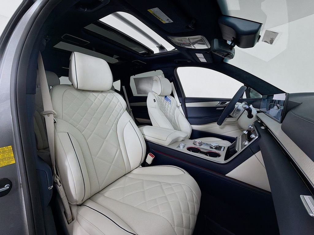 New 2026 Savile Silver Genesis 3.5T Prestige image 31
