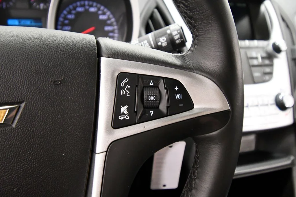 Used 2017 Silver Chevrolet LT image 19