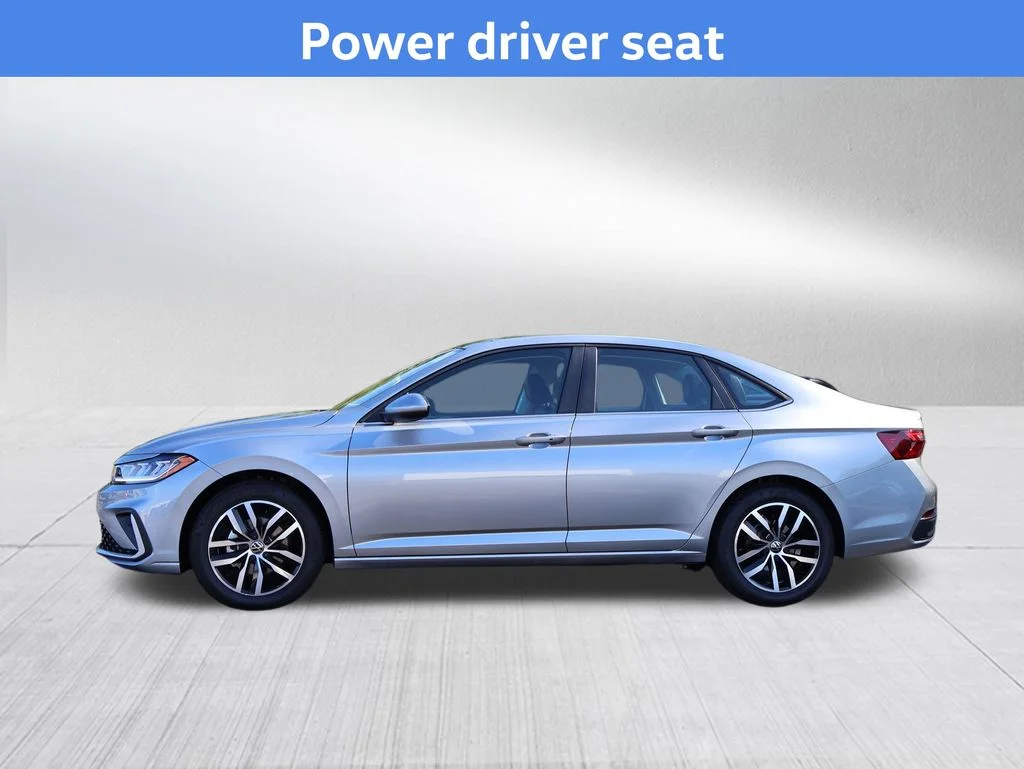 2026 Volkswagen Jetta SE - Photo 5