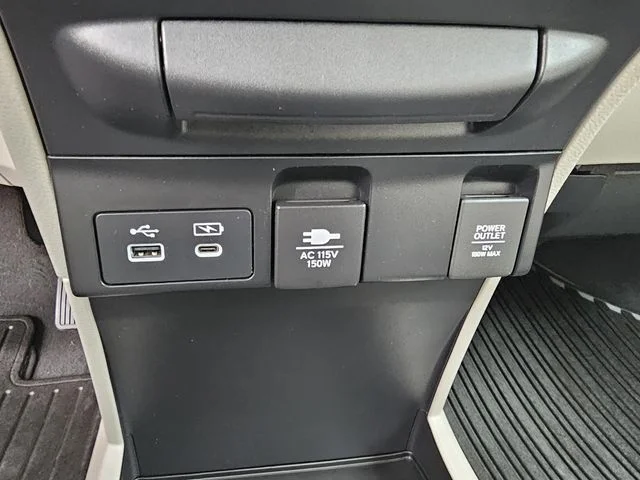 2025 Honda Odyssey Touring - Photo 39