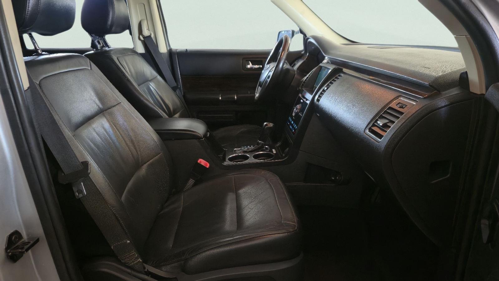 Used 2018 Ingot Silver Ford Limited image 20