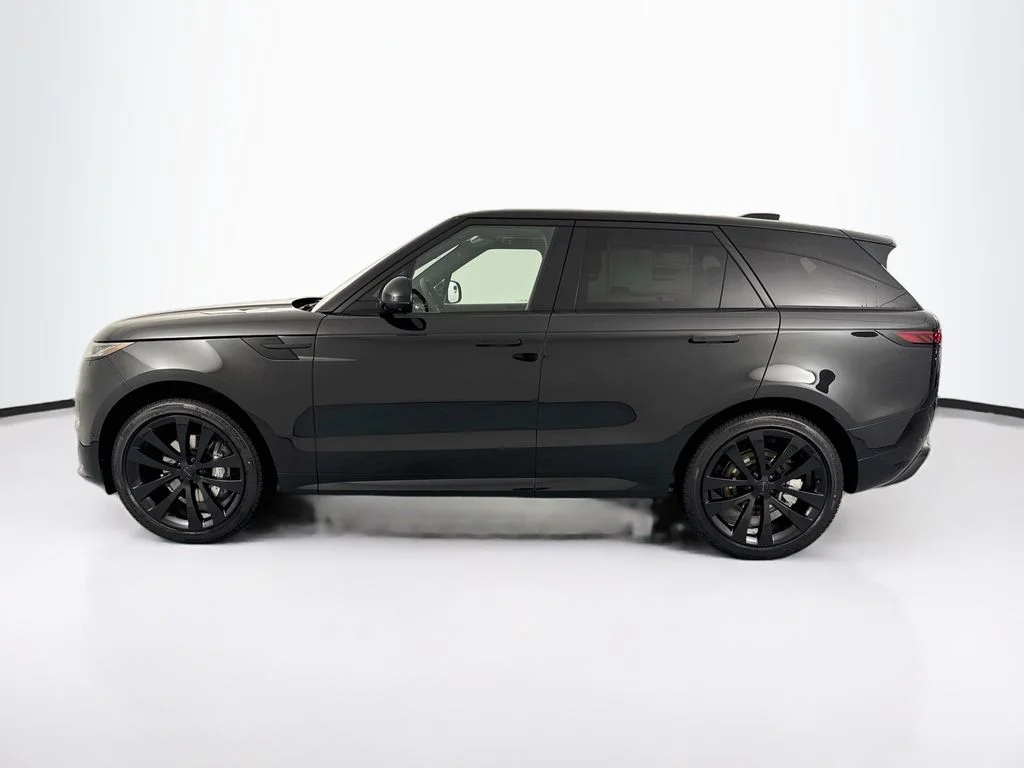 New 2027 Santorini Black Land Rover Dynamic SE image 8