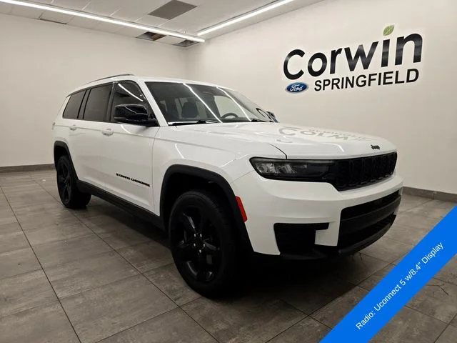 Used 2022 Bright White Clearcoat Jeep Altitude image 6