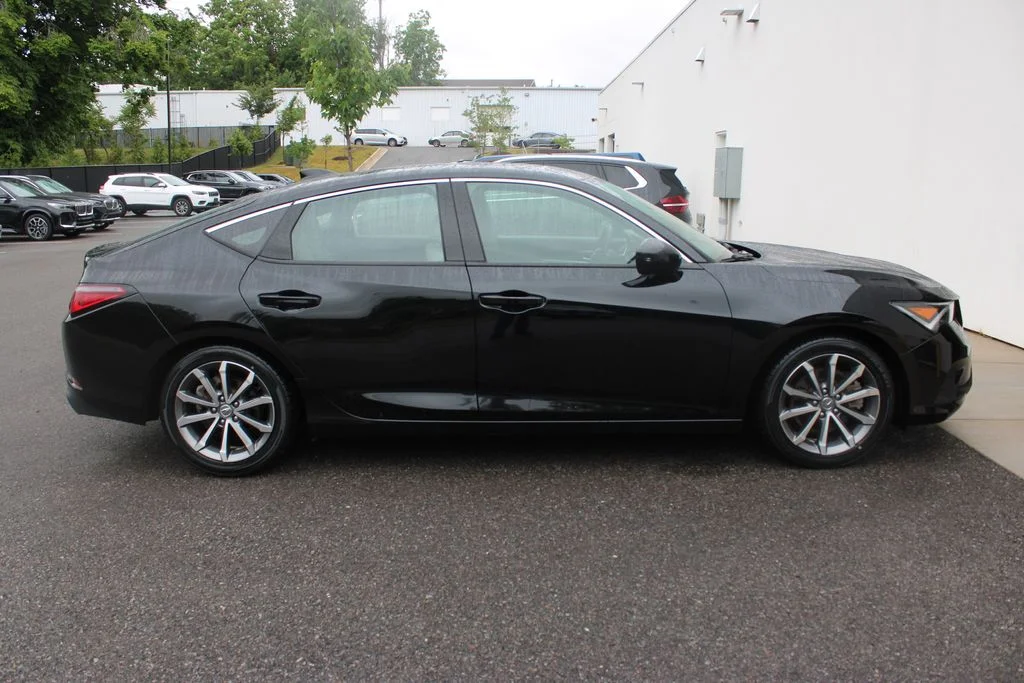 Used 2024 Majestic Black Pearl Acura INTEGRA image 32