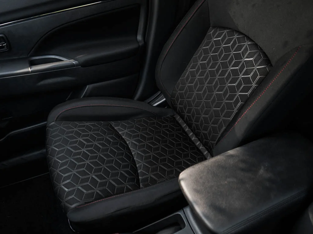 New 2026 Mercury Gray Metallic Mitsubishi 2.0 TRAIL EDITION image 24