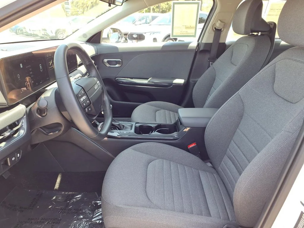 Certified Used 2025 White Kia EX image 8