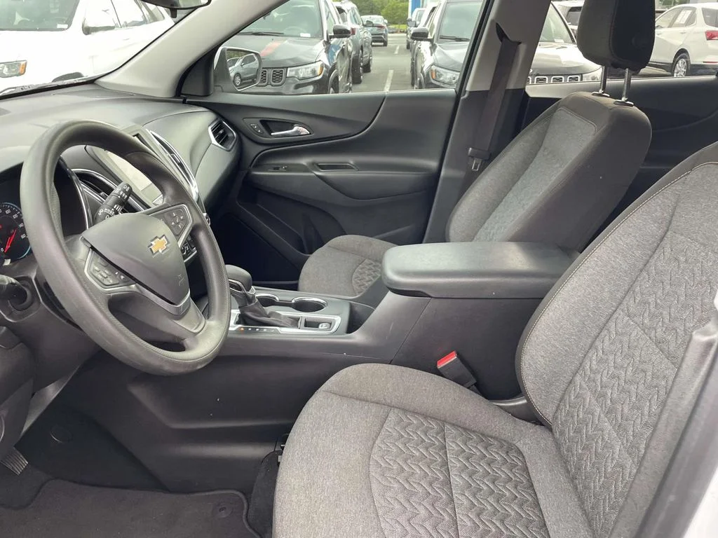 Used 2023 Summit White Chevrolet LT image 20