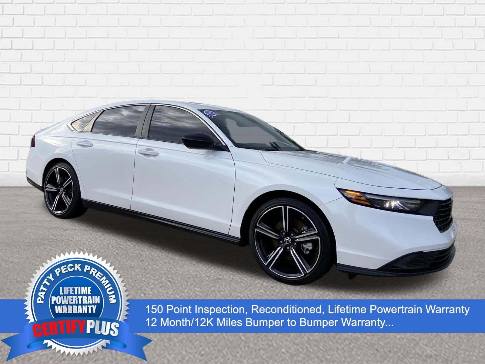 Used 2024 Platinum White Pearl Honda Sport image 1