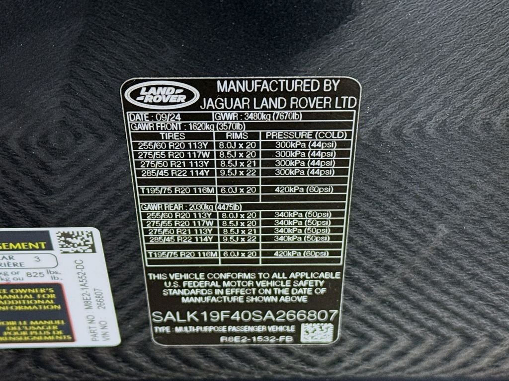 Certified Used 2025 Gray Land Rover Autobiography image 25