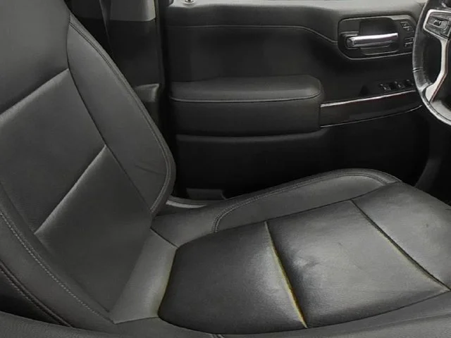 Used 2022 SILVER ICE METALLIC Chevrolet LTZ image 37
