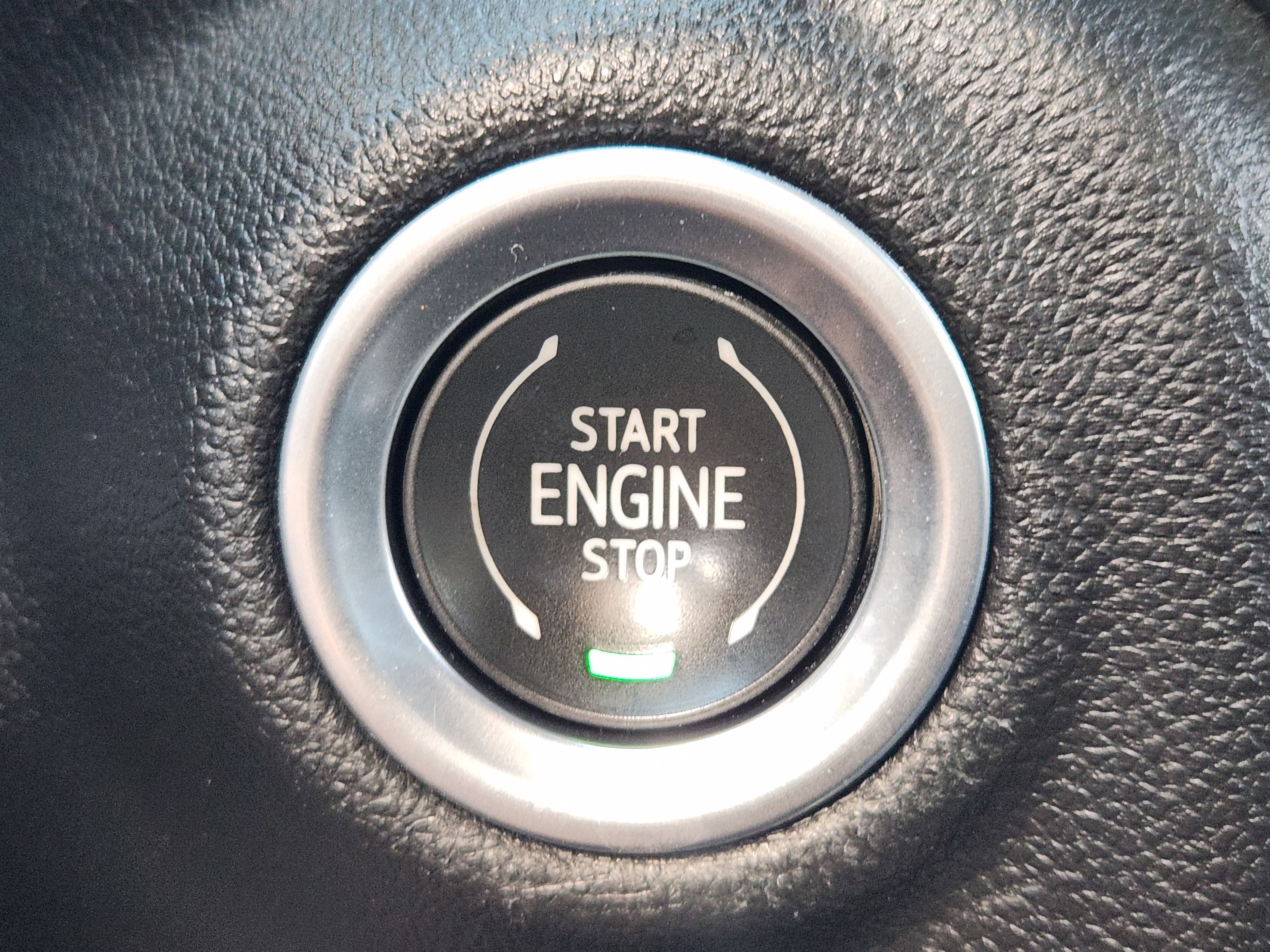 Used 2023 Onyx Black GMC AT4 image 22