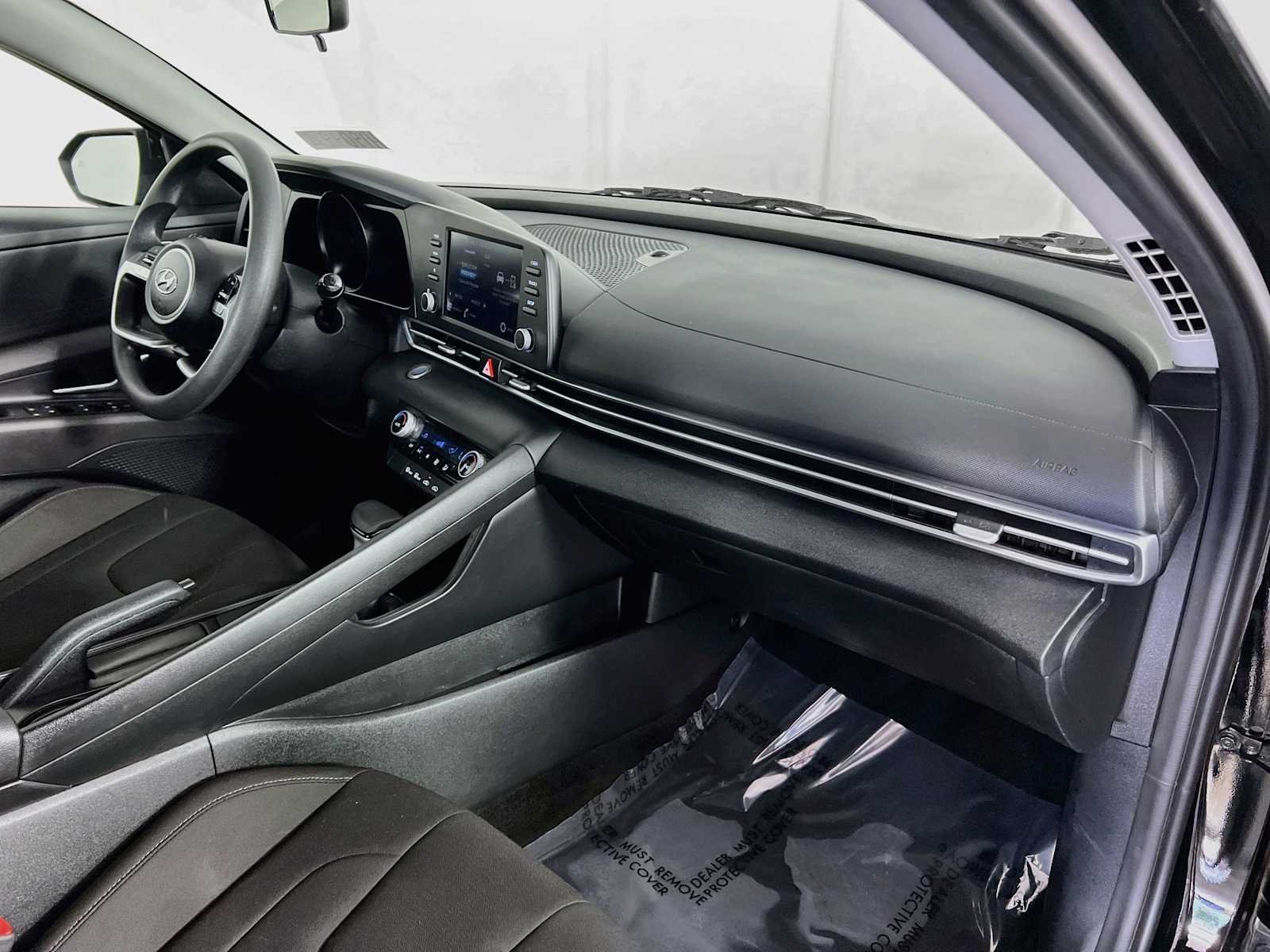 Used 2023 Onyx Black Hyundai SEL image 28