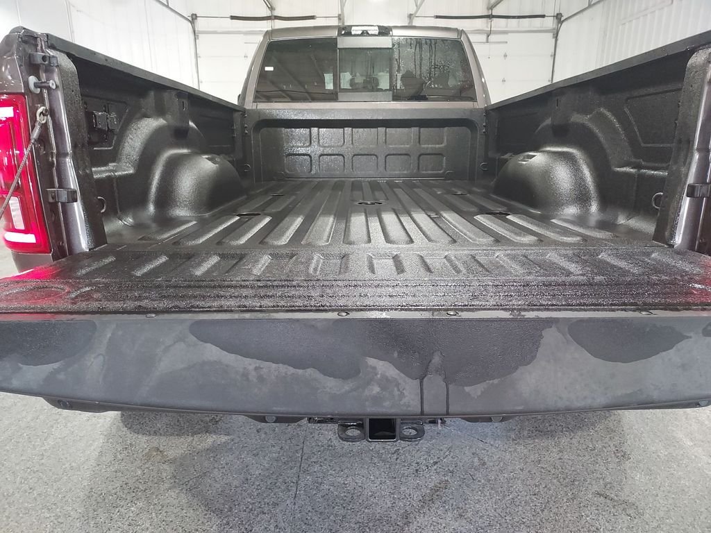 New 2026 Granite Crystal Metallic Clearcoat RAM Big Horn image 29