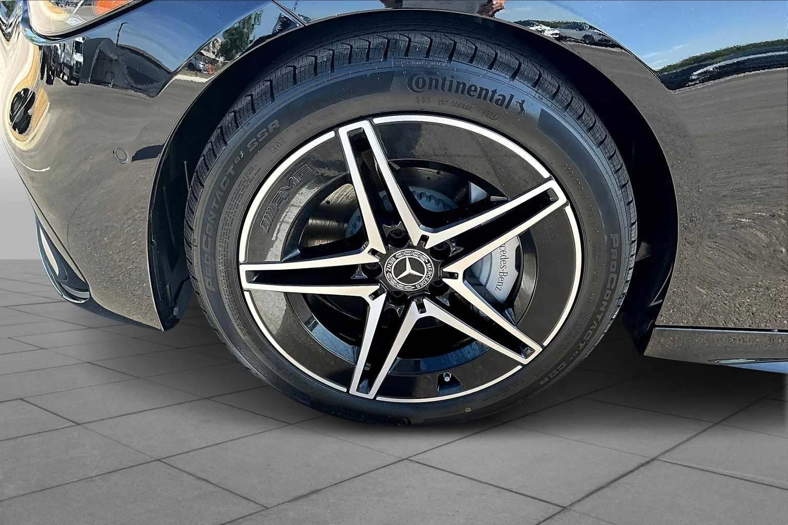 2025 Mercedes-Benz C-Class Sedan C 300 - Photo 11