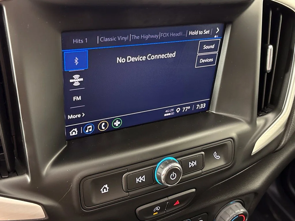 Used 2024 White GMC SLE image 32