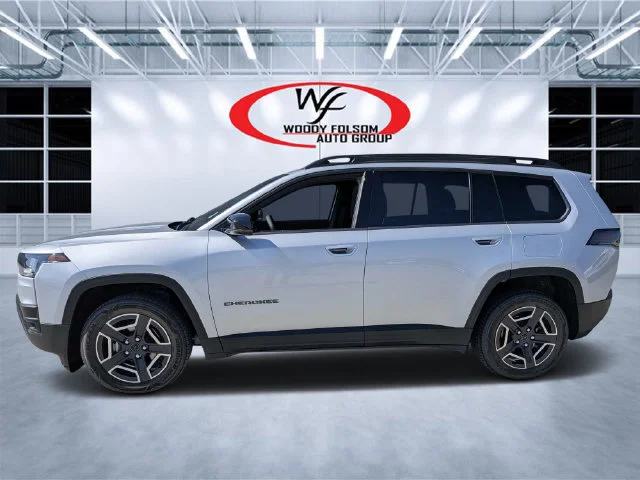 Used 2026 Silver Jeep Limited image 6