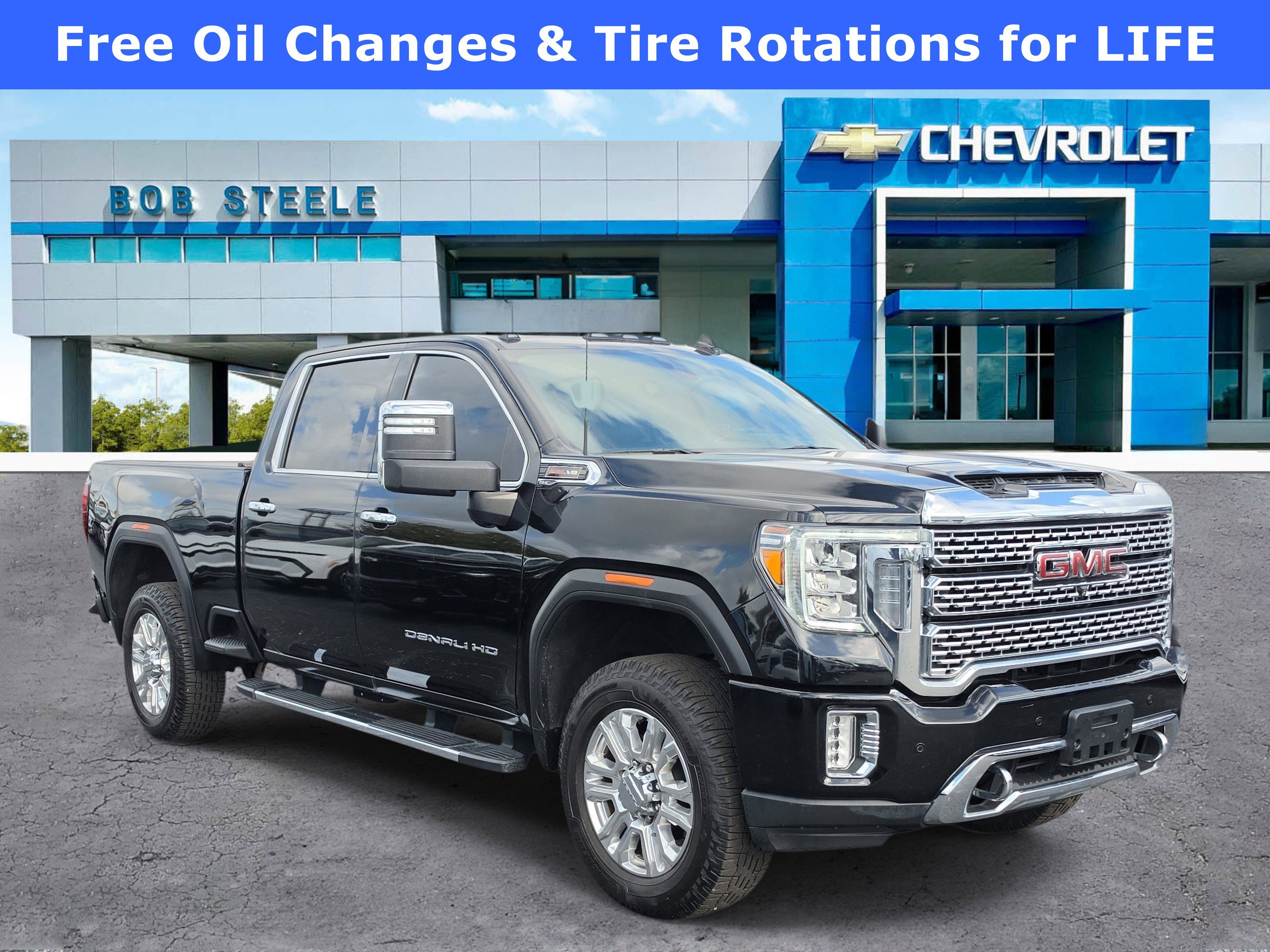 2023 GMC Sierra 4WD Crew Cab Standard Box Denali's photo