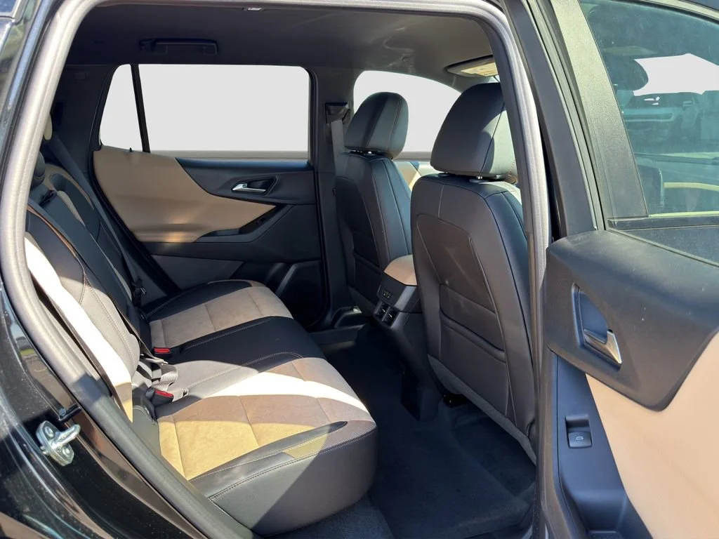 New 2026 Mosaic Black Metallic Chevrolet ACTIV image 19