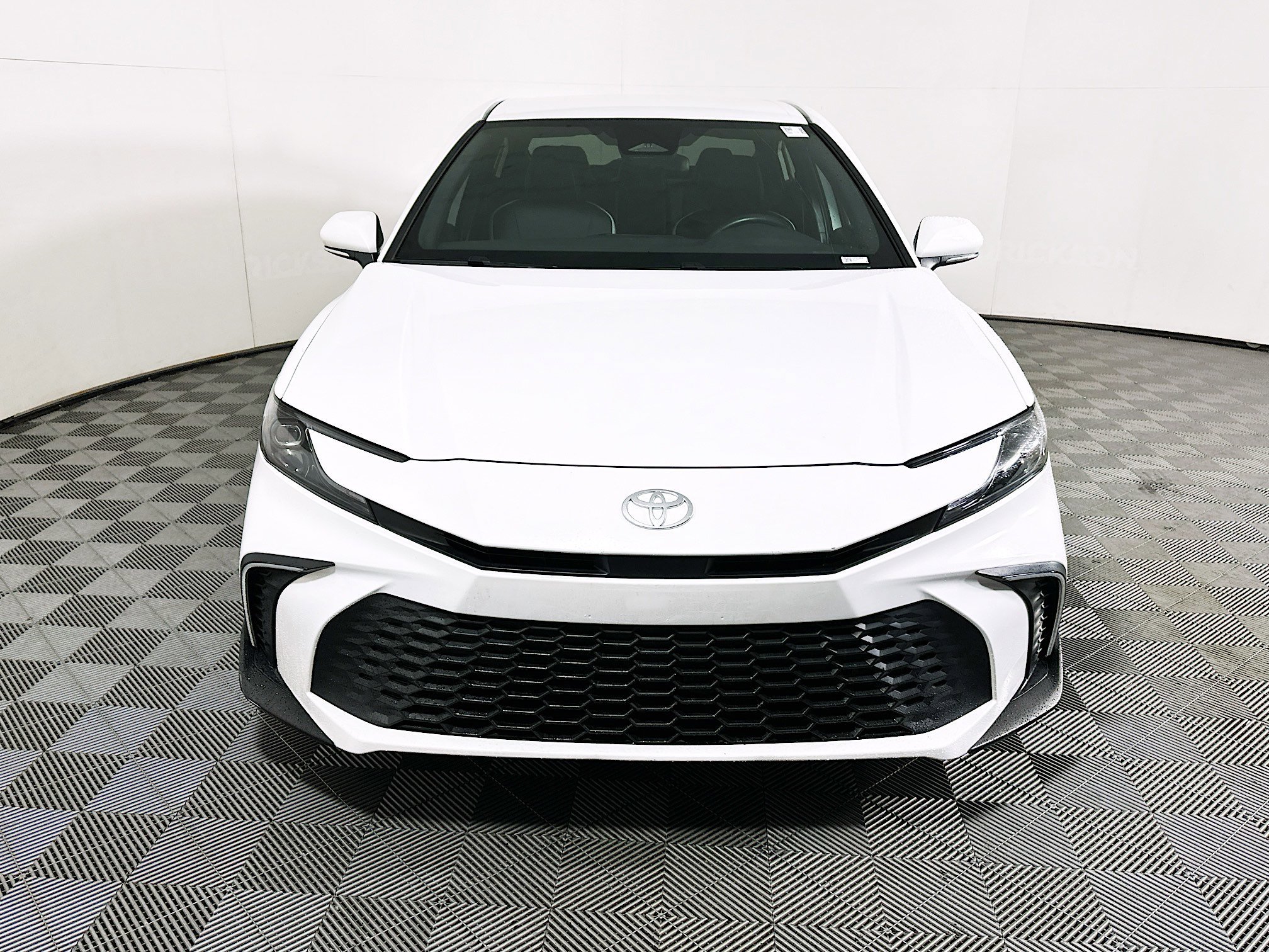 Certified Used 2025 Ice Toyota SE image 8