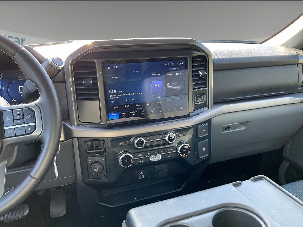 Used 2025 Blue Metallic Ford XLT image 18