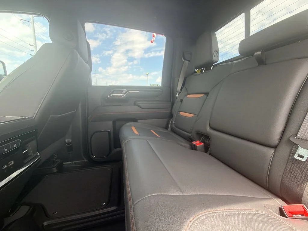 2025 GMC Sierra 2500HD AT4 - Photo 14