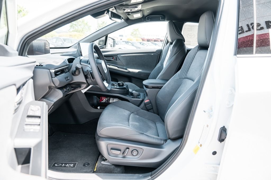 New 2026 Wind Chill Pearl <sup>1</sup> Toyota  XSE image 23