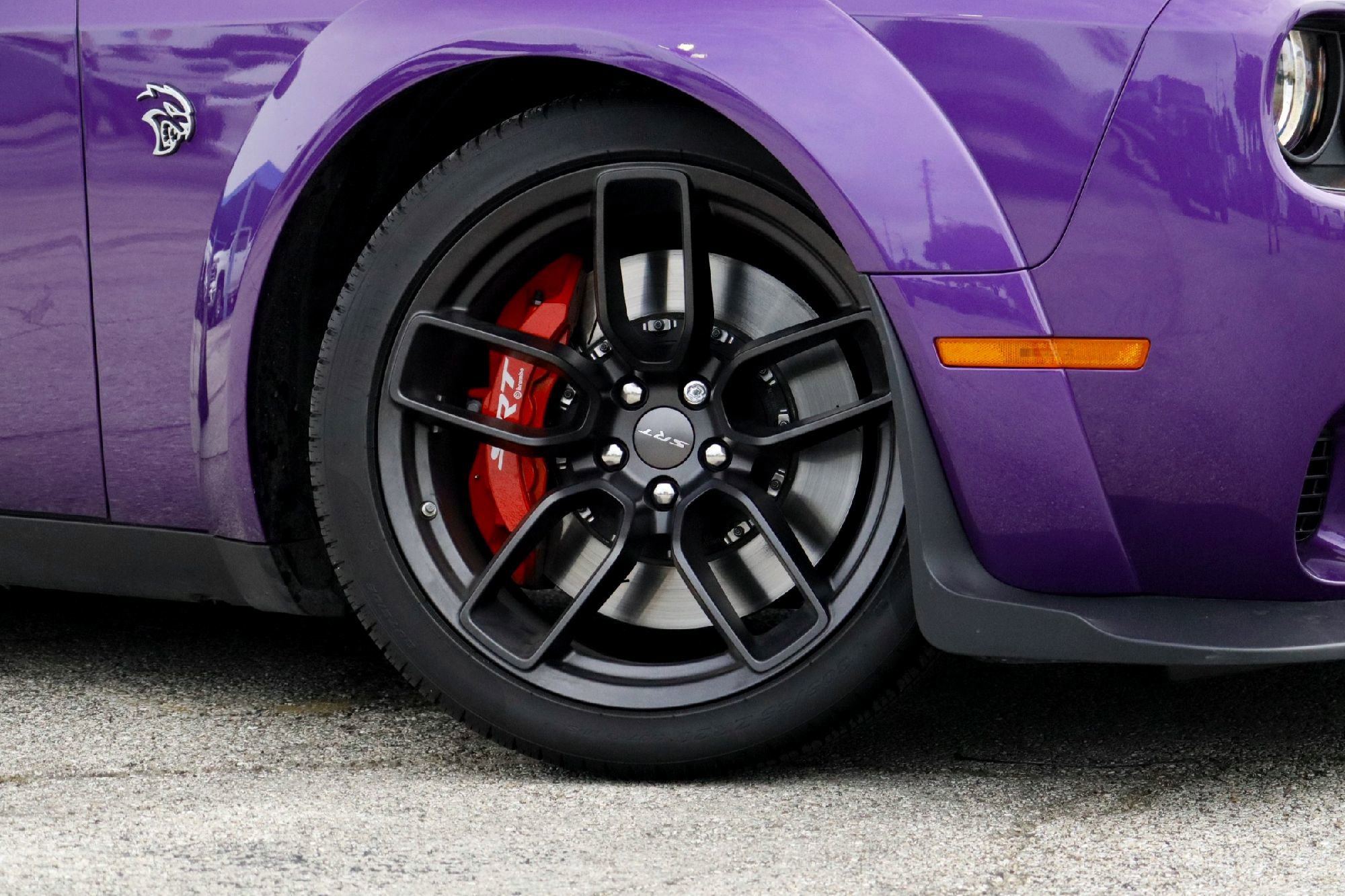 Used 2023 Plum Crazy Pearlcoat Dodge SRT Hellcat Widebody Jailbreak image 4