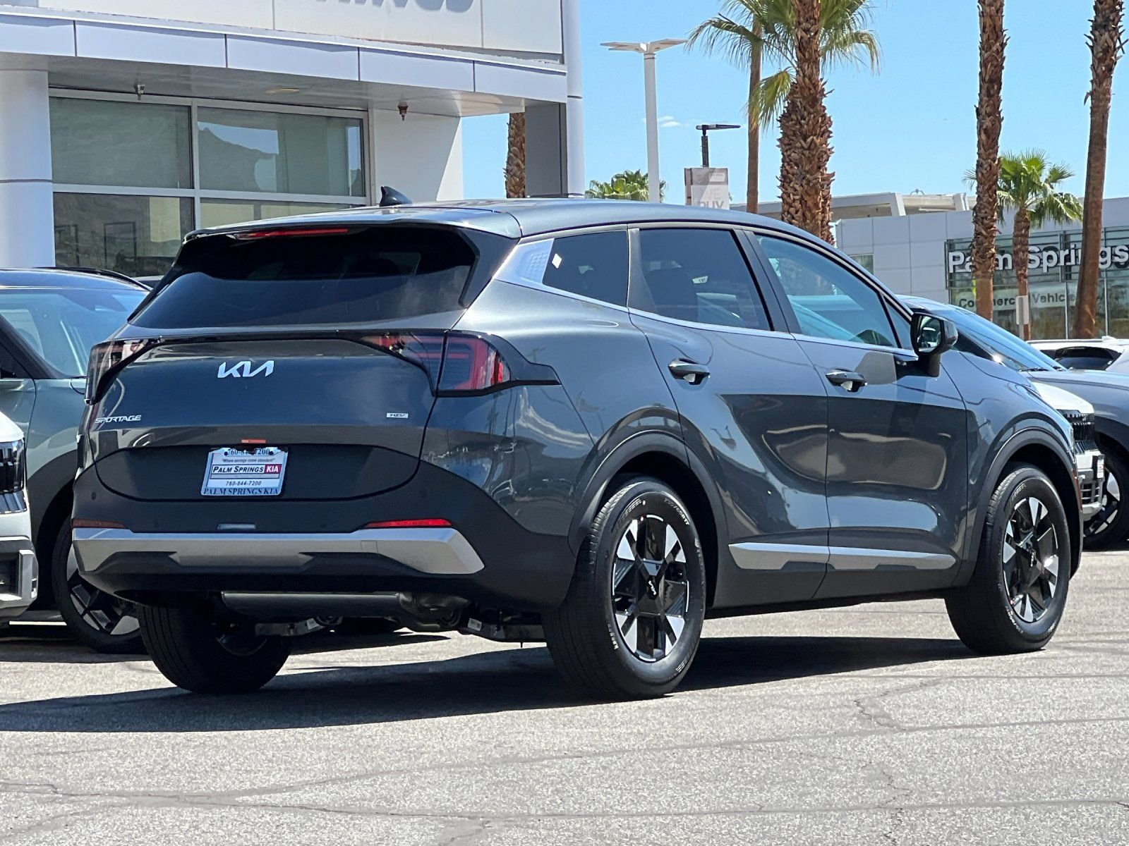 New 2027 Gravity Gray Kia LX image 3