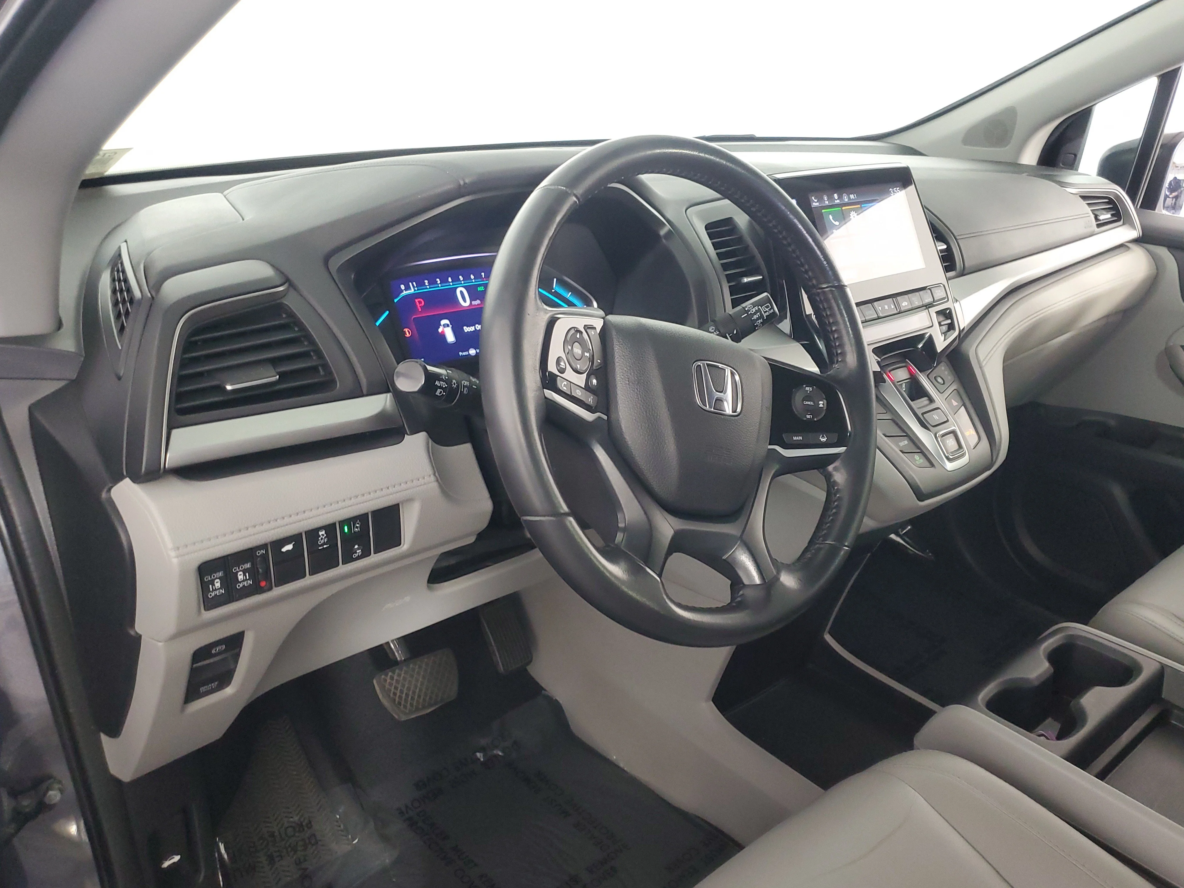 Used 2018 Modern Steel Metallic Honda EX-L image 11