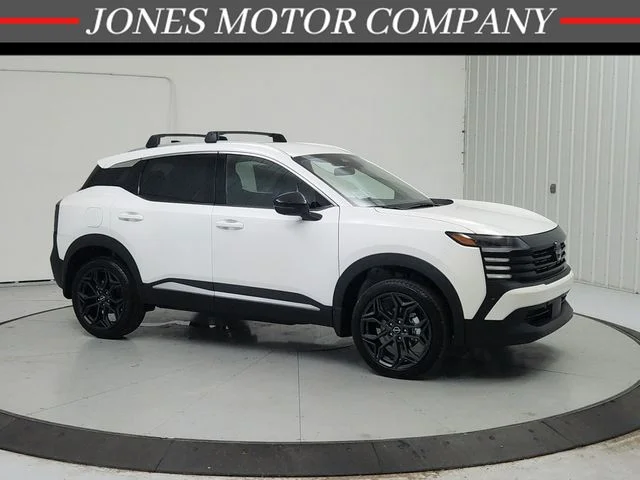 New 2026 White Nissan SR image 1