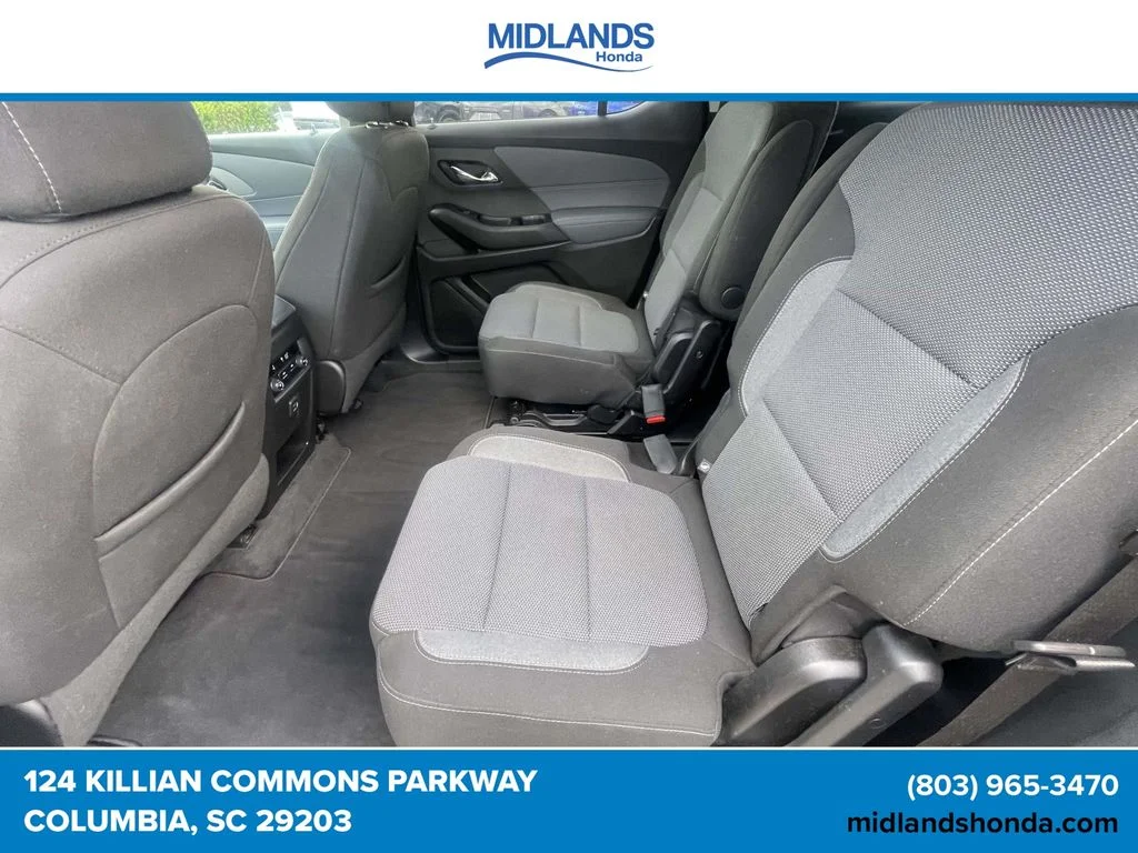 Used 2020 Pearl Chevrolet LT image 10