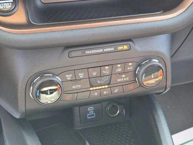 Used 2022 Orange Ford Badlands image 28