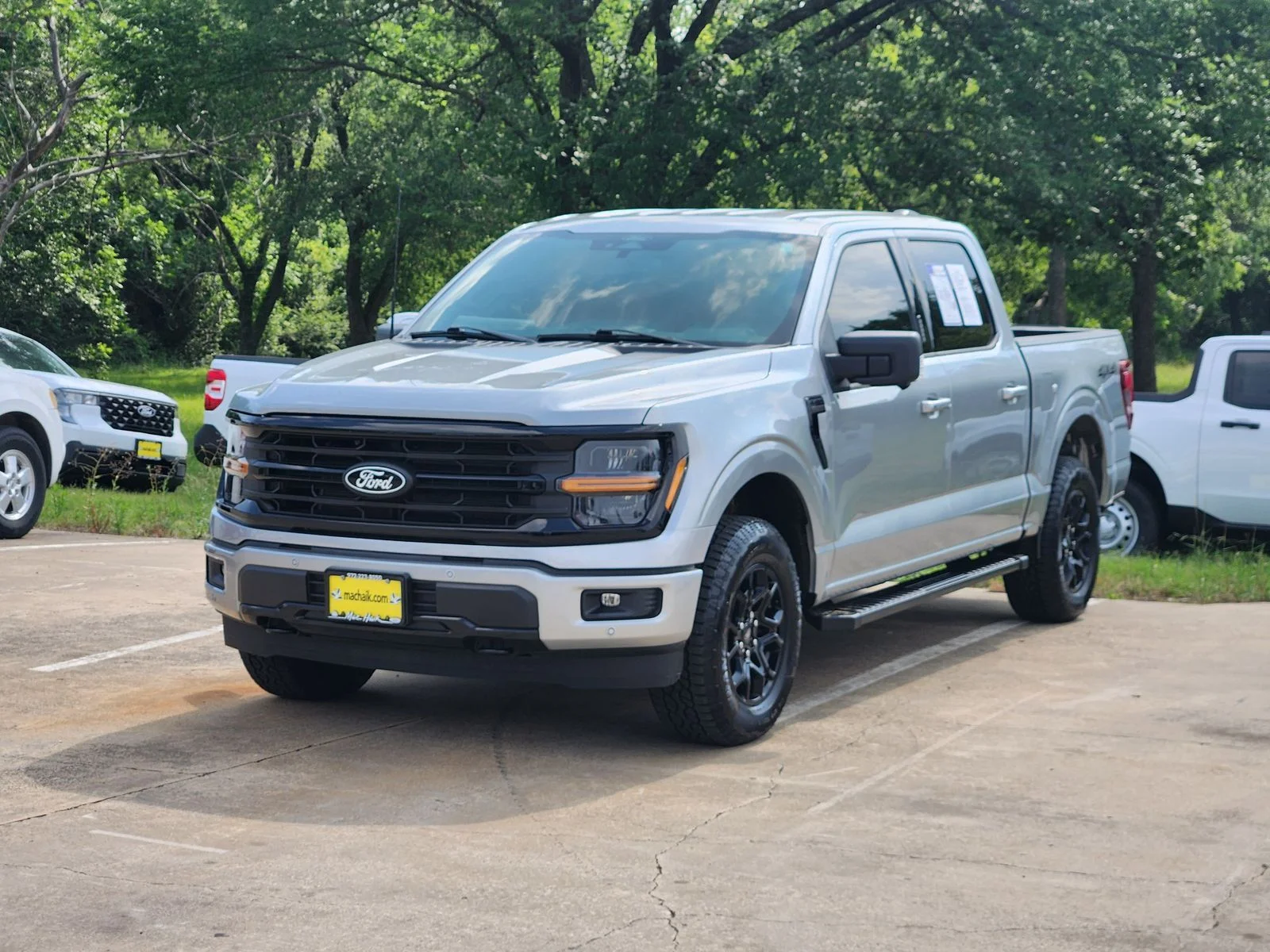 Used 2024 Silver Ford XLT image 3