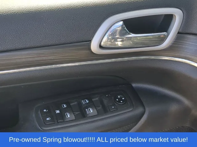 Used 2020 Black Jeep Limited image 21
