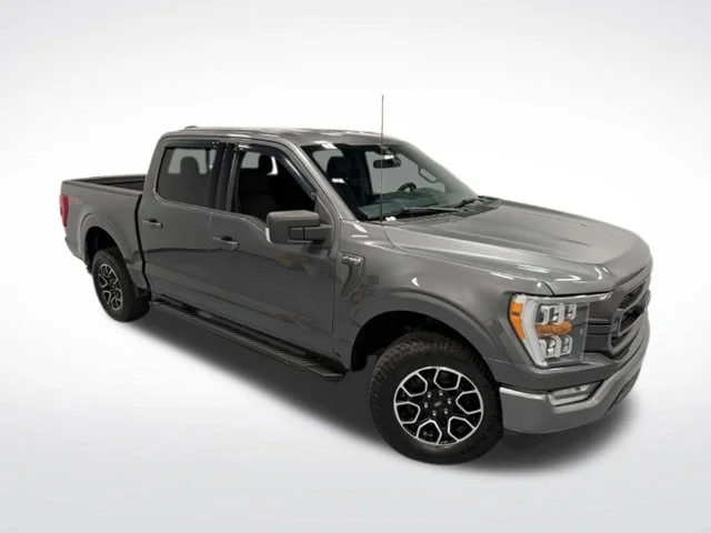 Used 2022 Gray Ford XLT image 32