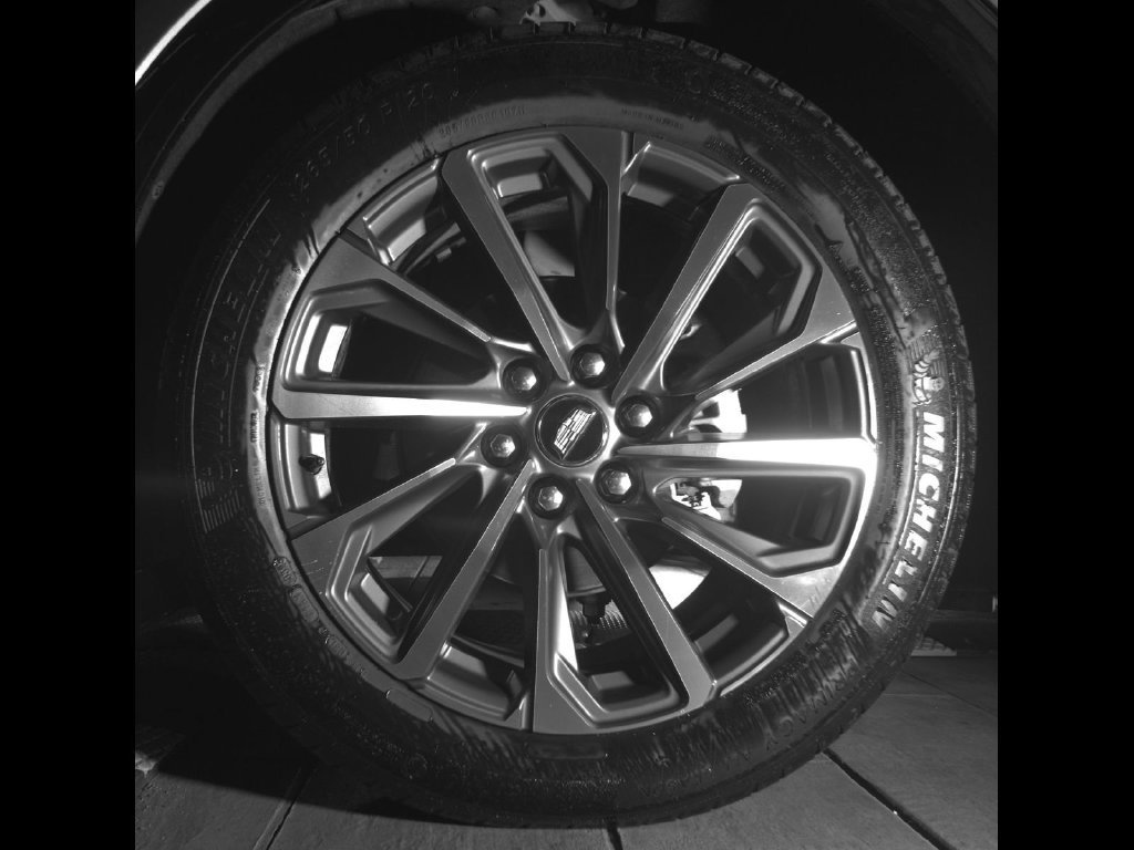 Used 2024 Argent Silver Metallic Cadillac Sport image 9