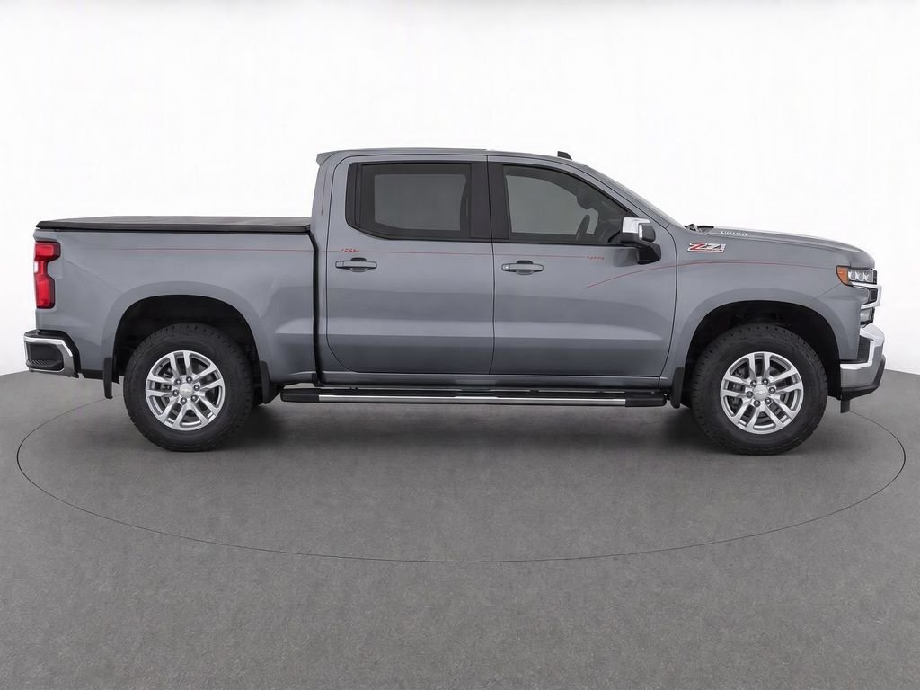Used 2020 Satin Steel Metallic Chevrolet LT image 4