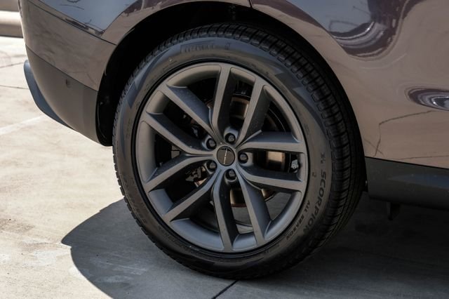 New 2026  Land Rover SE image 68