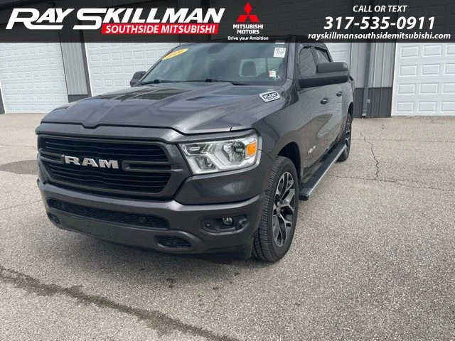 2020 RAM 1500 Big Horn/Lone Star 4x4 Crew Cab 5'7's photo