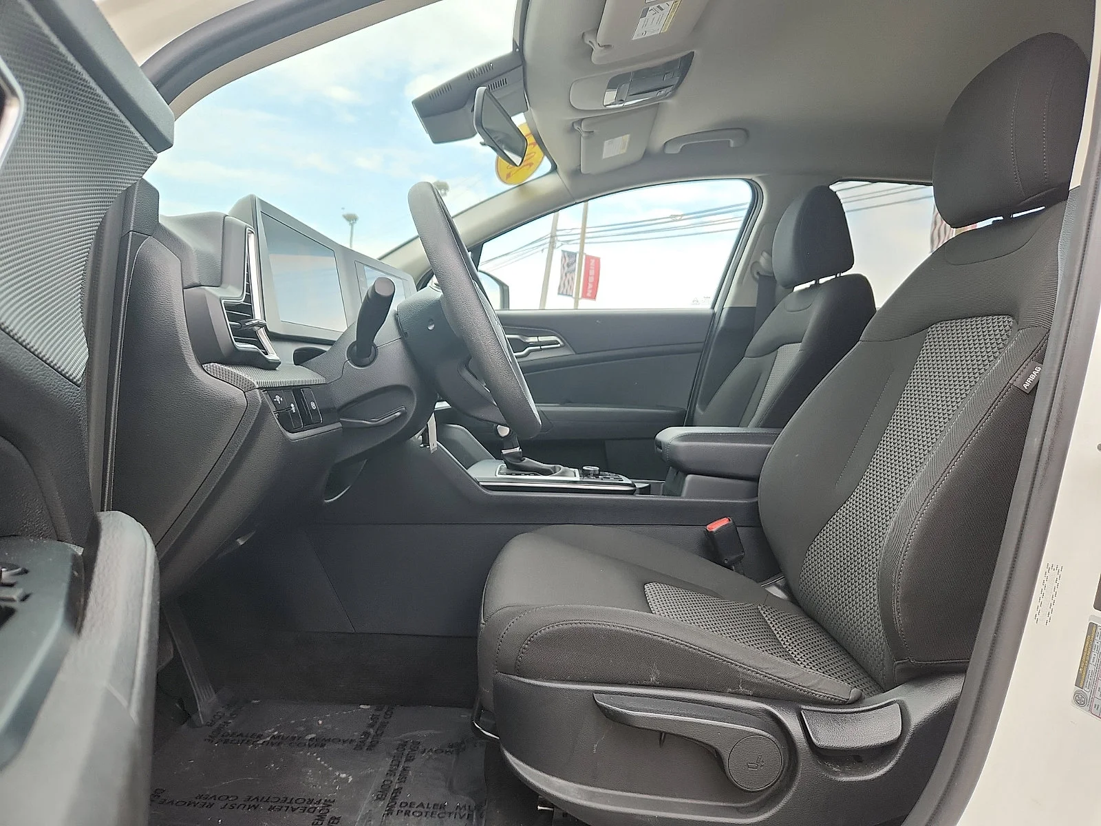 Used 2024 Snow White Pearl Kia LX image 13