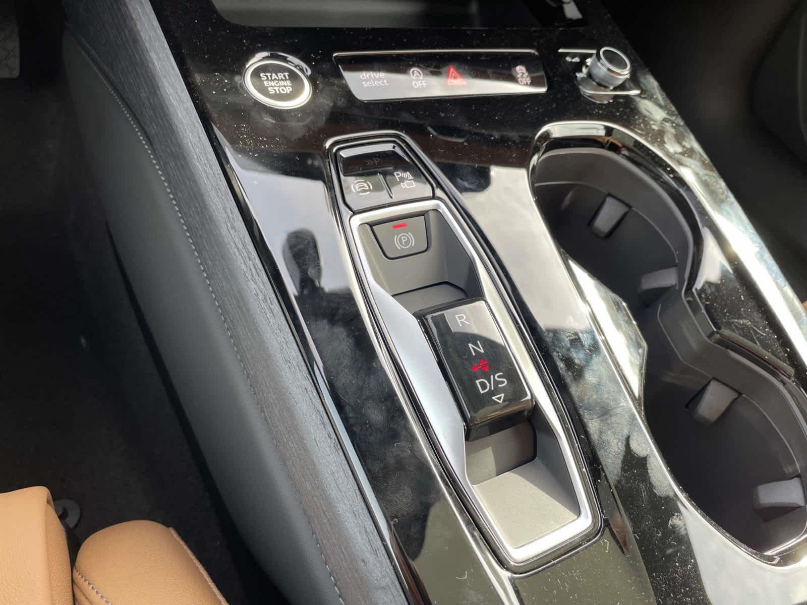 New 2026 0E0E/Black Audi Premium Plus image 30