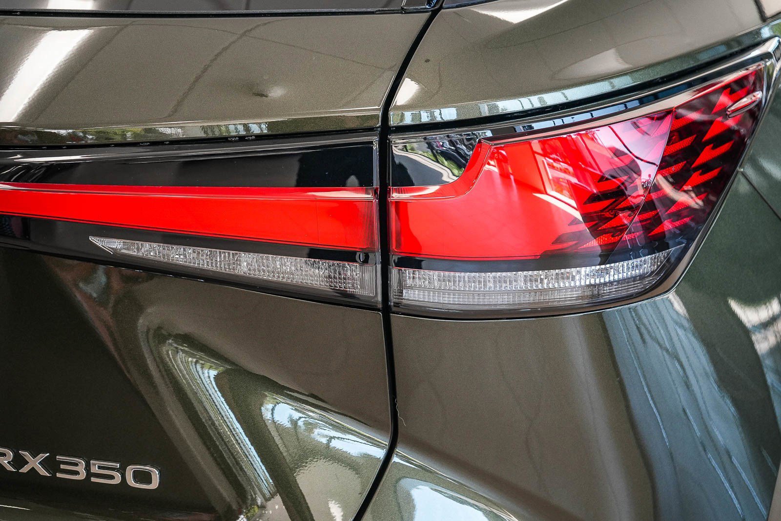 New 2026 Nori Green Pearl Lexus  350 LUXURY image 7