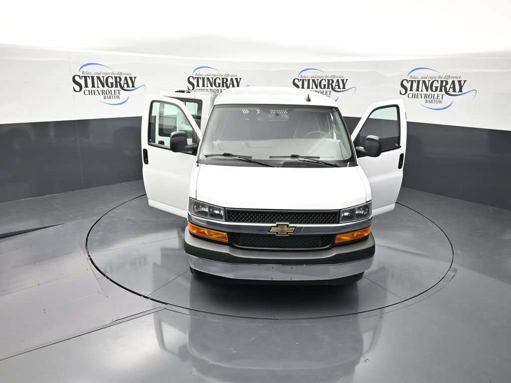 Used 2024 Summit White Chevrolet WT image 37