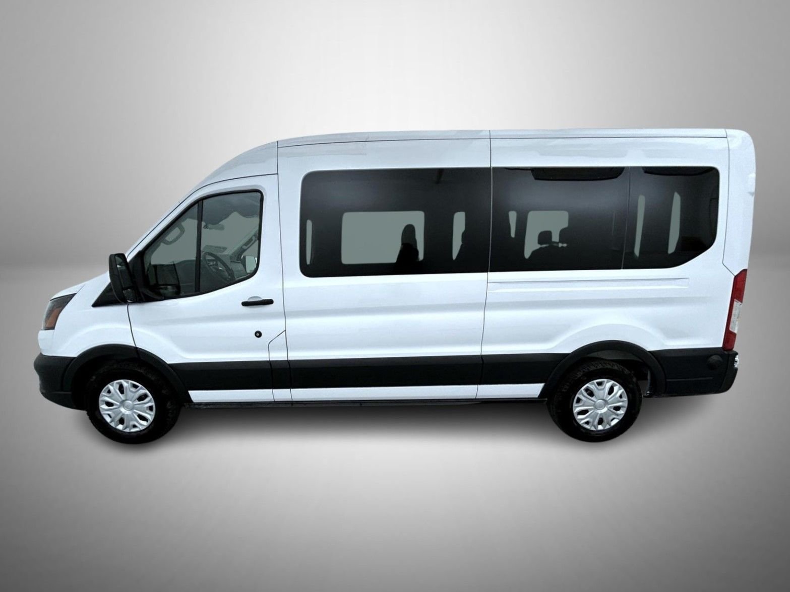 2026 Ford Transit Passenger Van XL - Photo 8