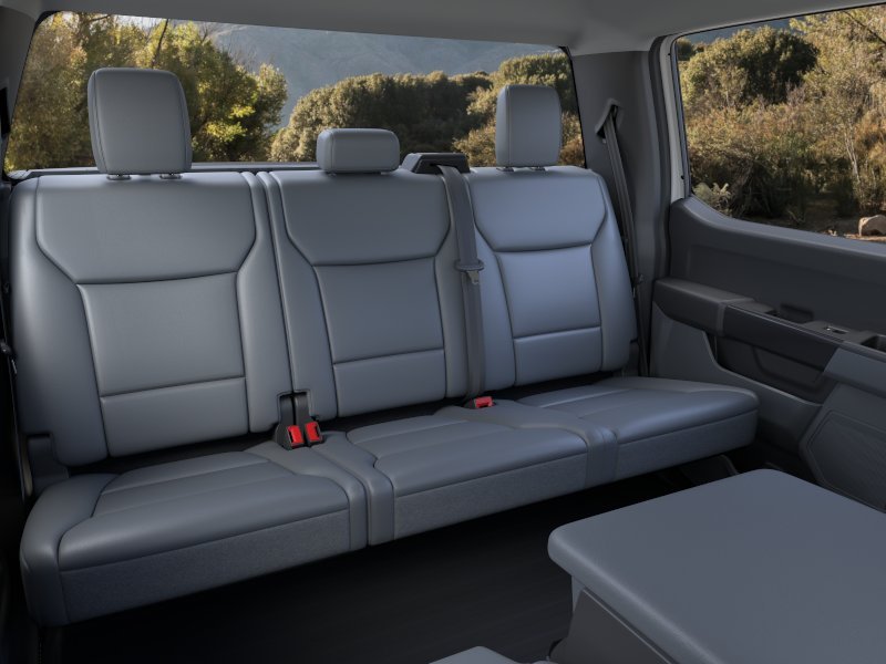 New 2026 Oxford White Ford XL image 35