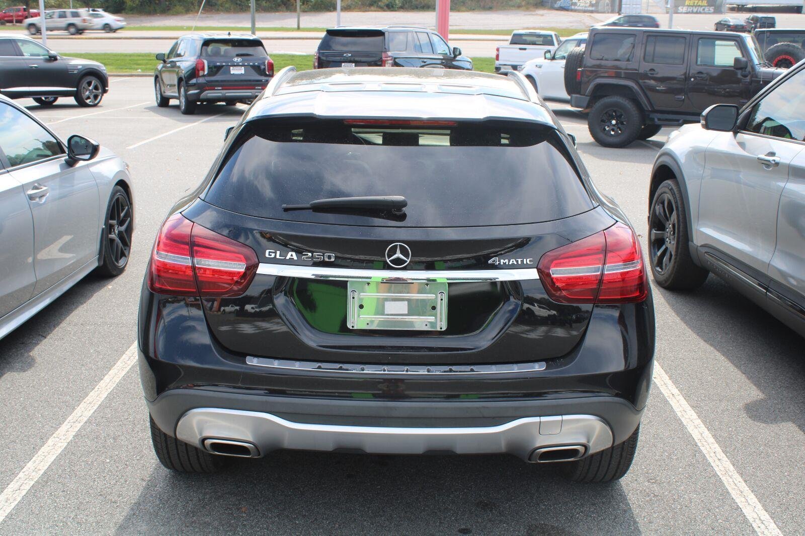 Used 2019 Night Black Mercedes-Benz GLA 250 image 7