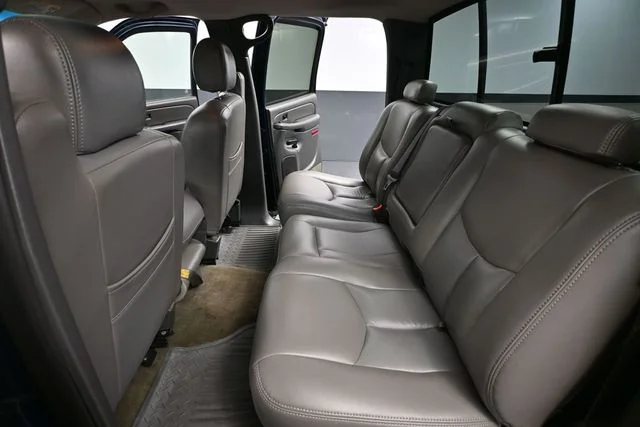 Used 2005 Blue Chevrolet LS image 35