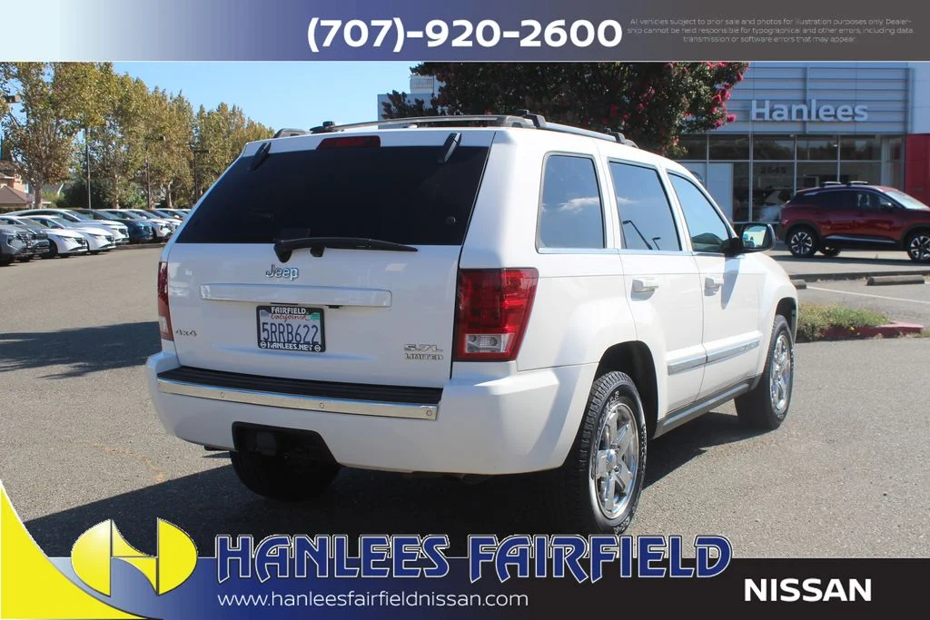 Used 2005 White Jeep Limited image 7